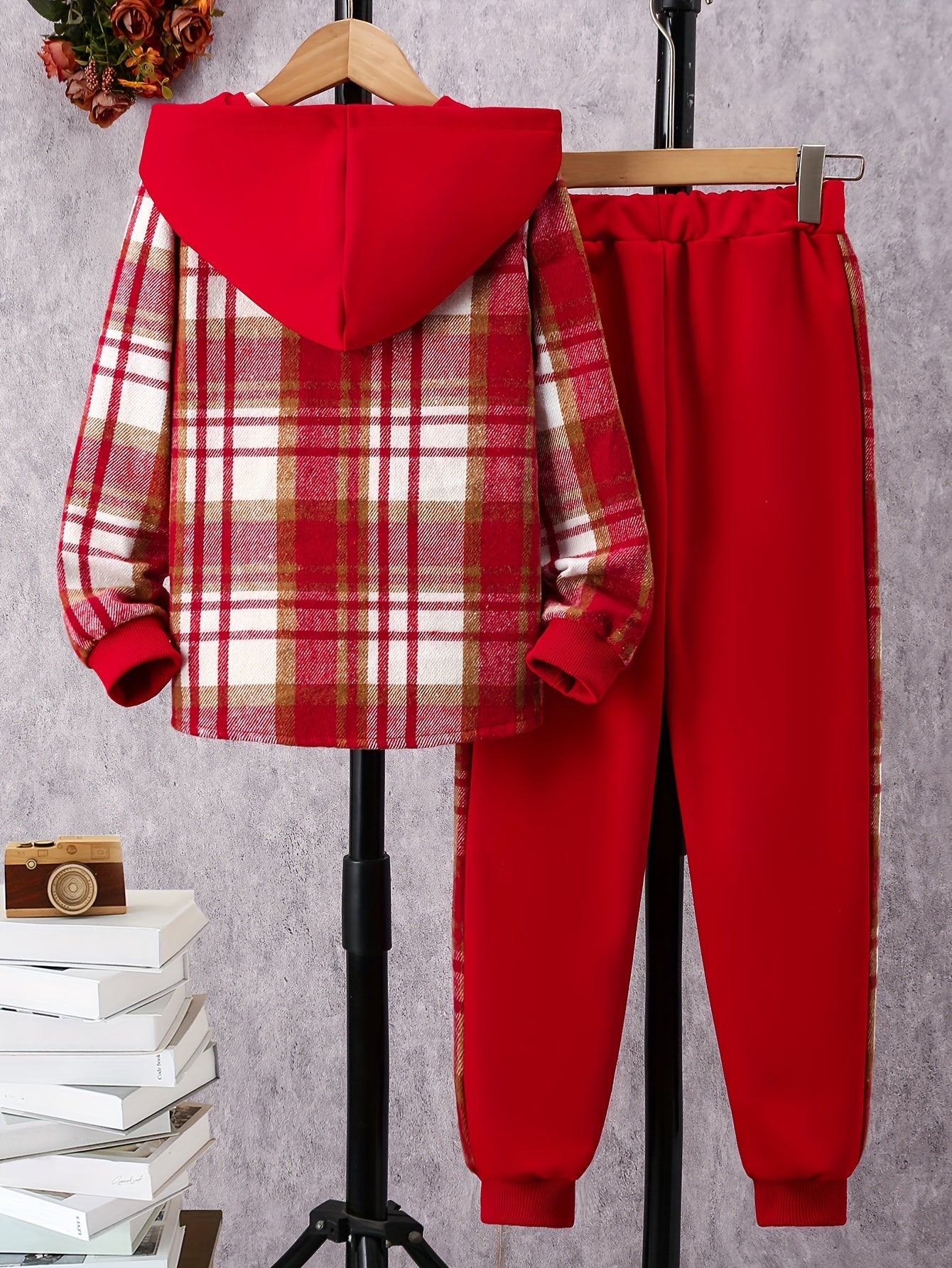 Girls Plaid Hooded Shirt And Jogger Set With Pocket