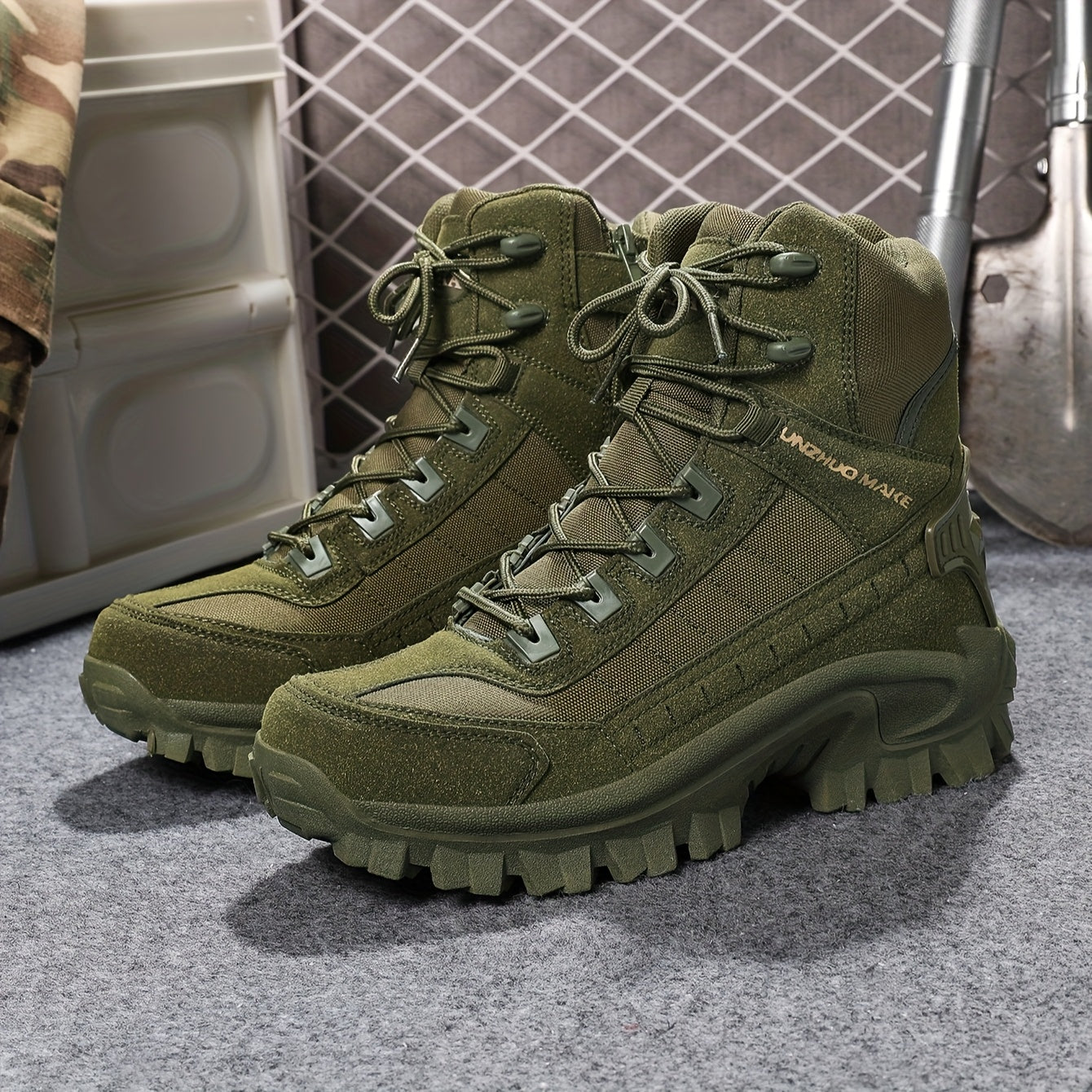 UNZHUO MAKE Men Hiking Boots High Top Non Slip Trekking