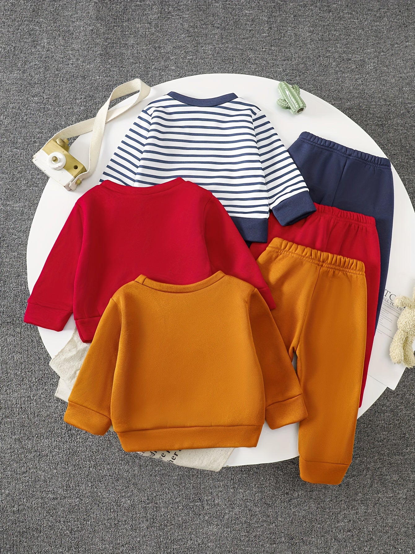 Baby Boy Fleece Hoodies With Bear Patch For Autumn Winter