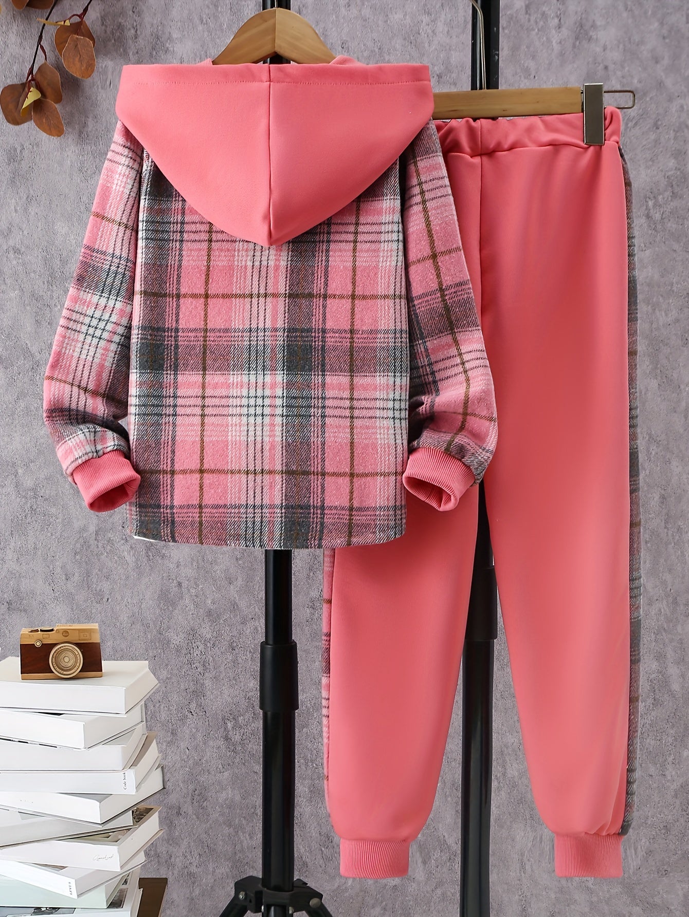Girls Plaid Hooded Shirt And Jogger Set With Pocket