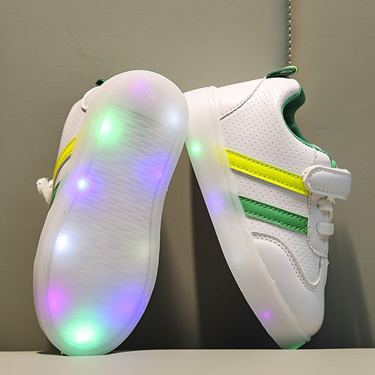 2025 New Winter Autumn Children's Lighting Shoes Boys' LED Sports Little White Shoes Girls' Colorful Flashing Flat Shoes