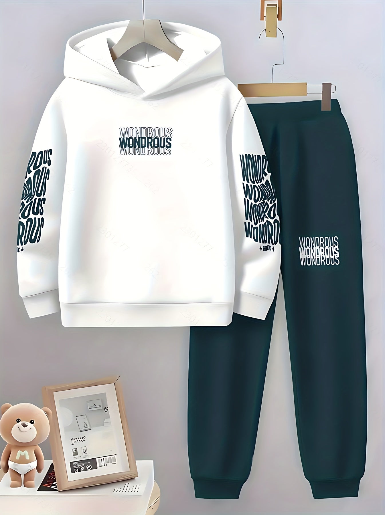 Geometric Pattern Boys Hoodie And Jogger Set For Outdoors