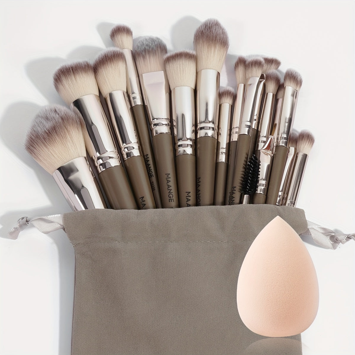 MAANGE 20 Piece Professional Makeup Brush Set With Flannel Bag