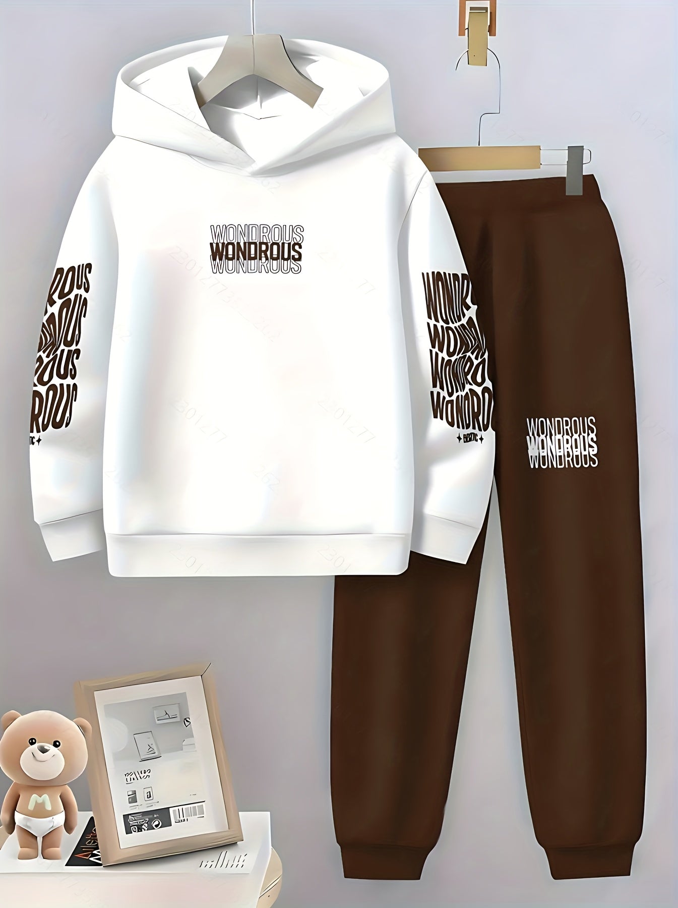 Geometric Pattern Boys Hoodie And Jogger Set For Outdoors