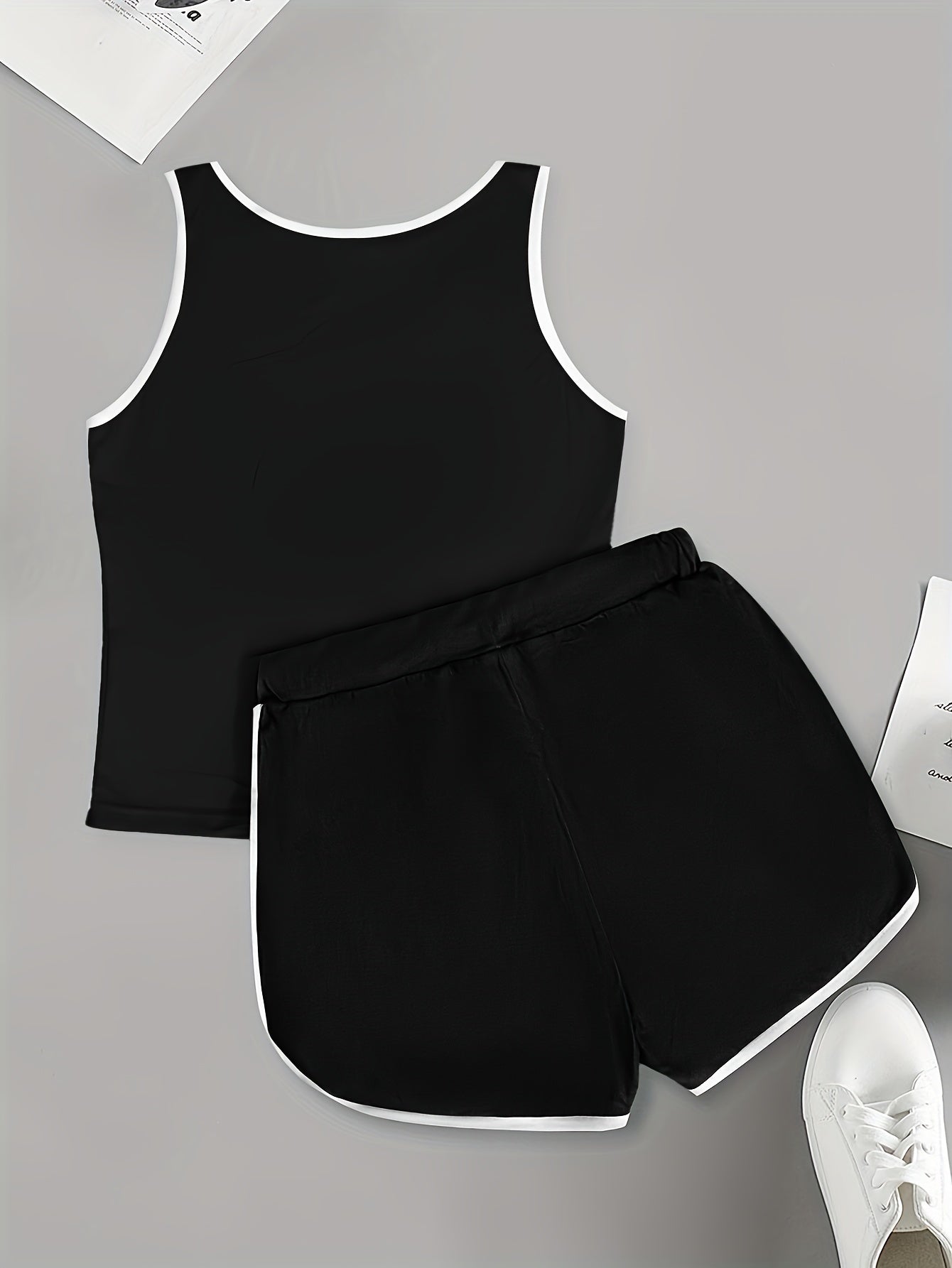Heart Print Two-Piece Set With Contrast Trim Casual Womens Outfit