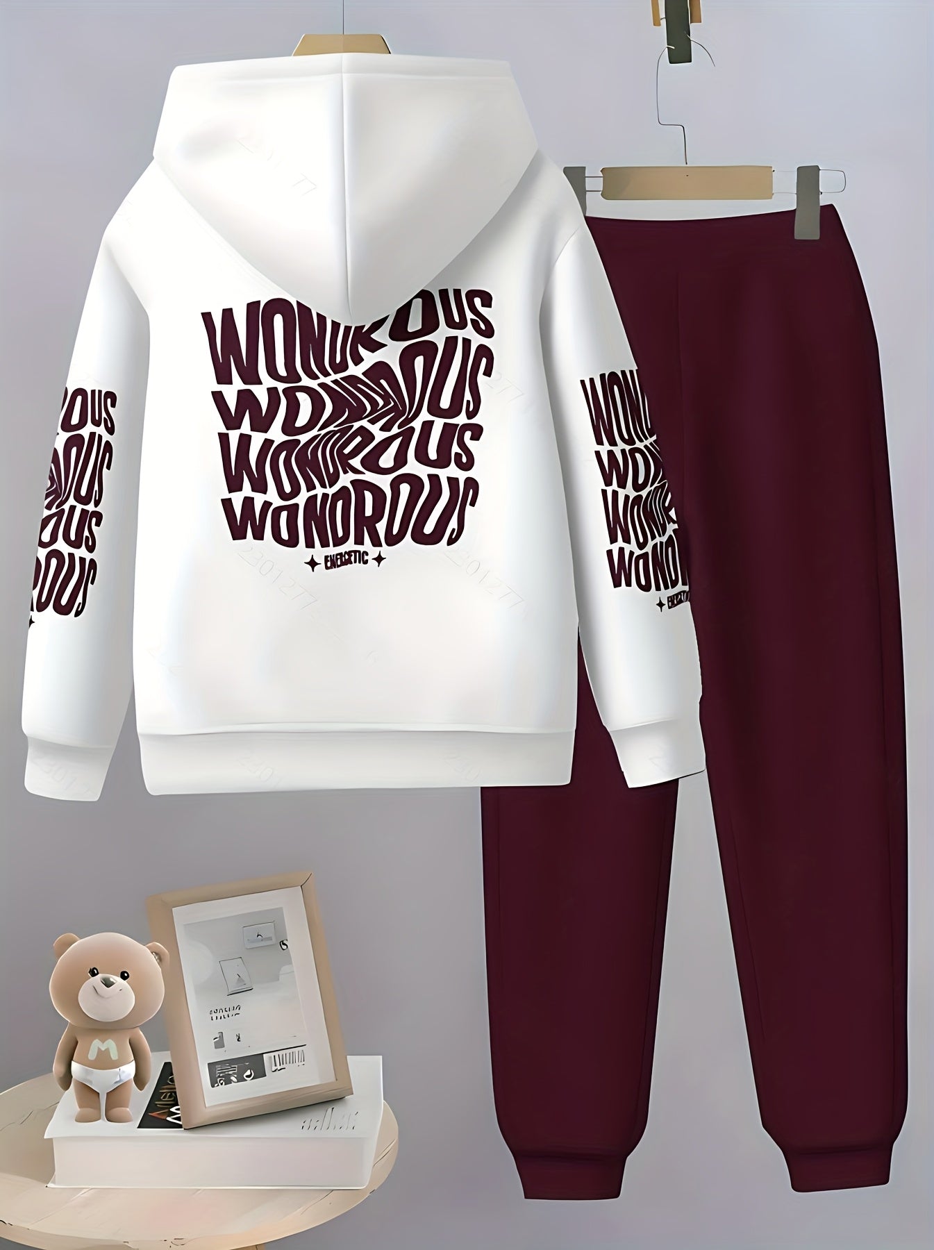 Geometric Pattern Boys Hoodie And Jogger Set For Outdoors
