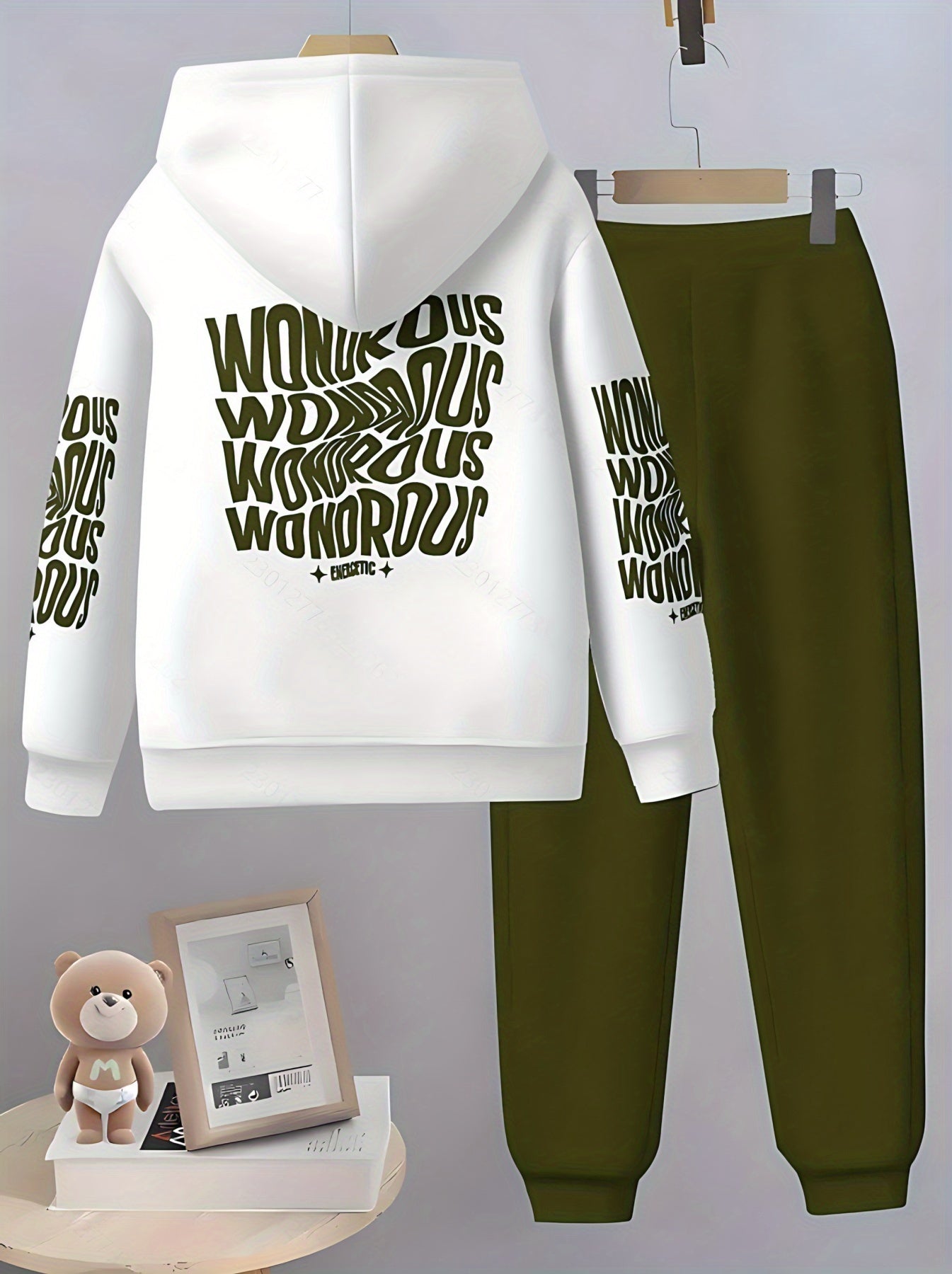 Geometric Pattern Boys Hoodie And Jogger Set For Outdoors