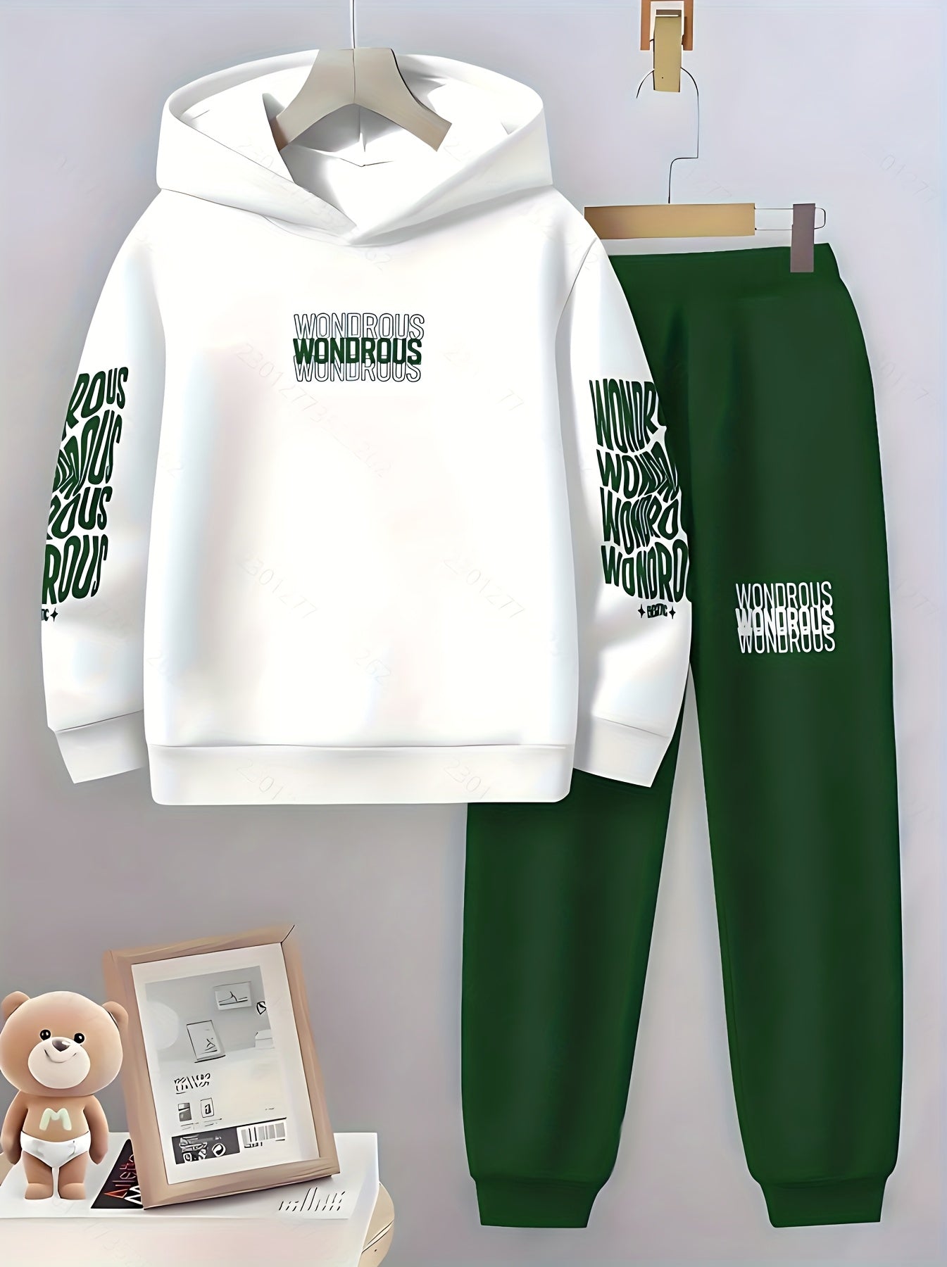 Geometric Pattern Boys Hoodie And Jogger Set For Outdoors